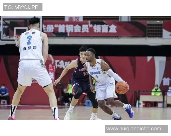 北京首钢男篮新赛季开门红，成功击败广州队，取得开门红