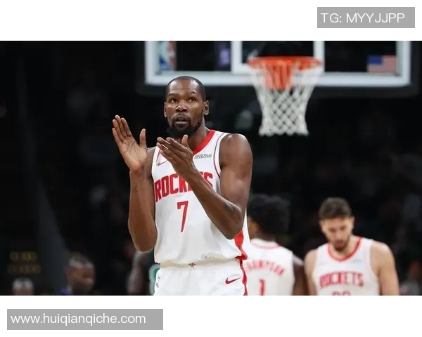 火箭管理层调整轮换阵容，全面加强内线实力，力争季后赛席位