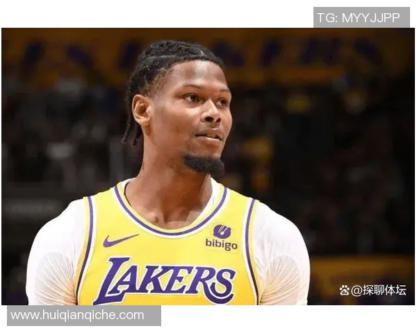 老鹰中锋雷迪什因膝伤缺席季前赛,关键时刻谁将接班? 老鹰中锋雷迪什因膝伤缺席季前赛,关键时刻谁将接班?