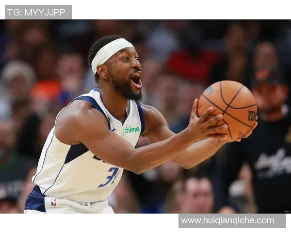 湖人宣布签约自由球员肯巴-沃克，球队再添一员大将助力总冠军夙愿实现